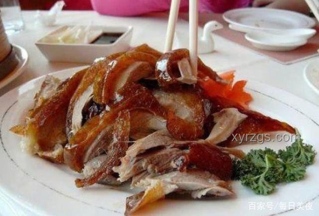 活鸭高价烤鸭低价之谜